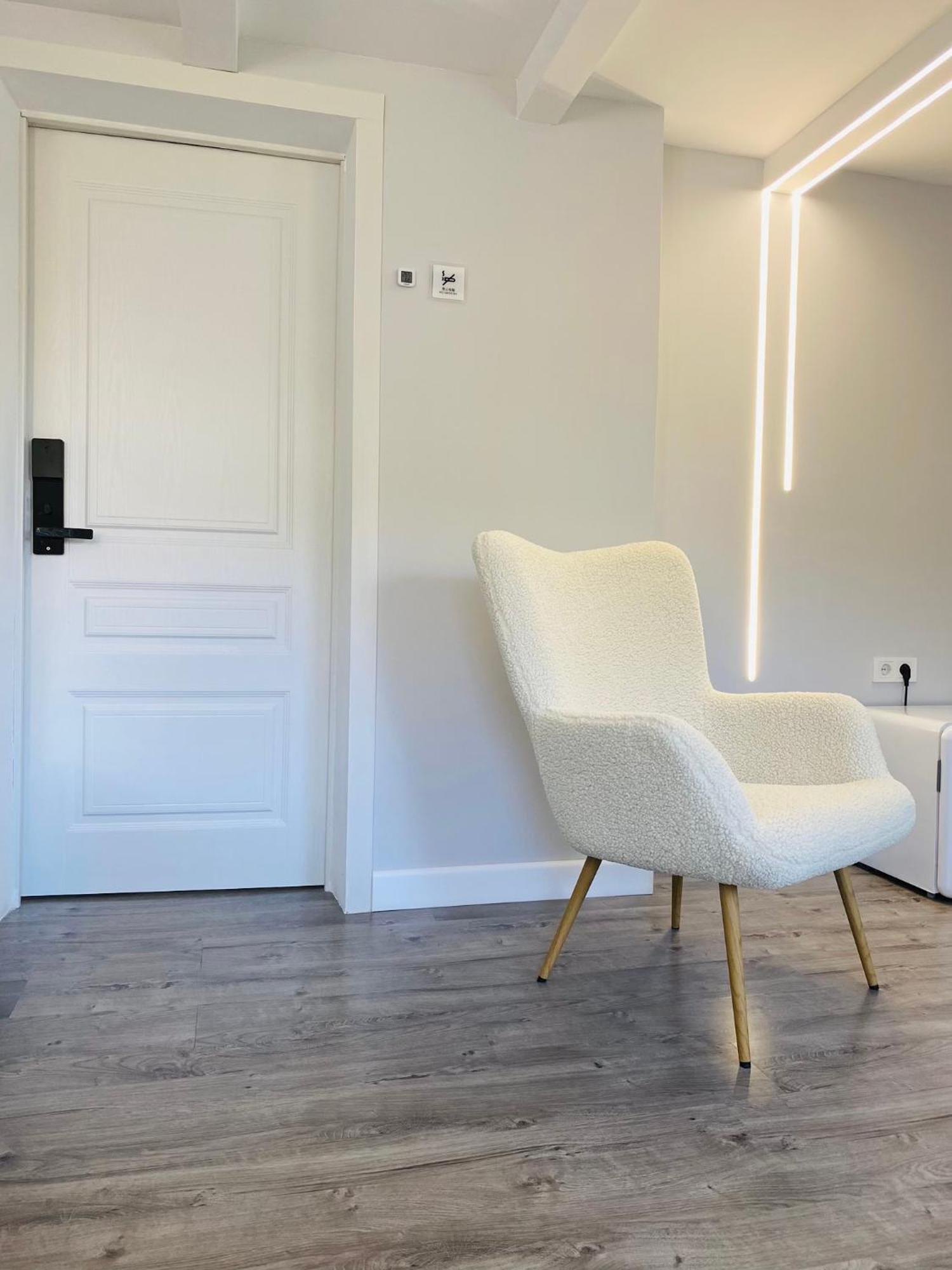Express Inn Поті Екстер'єр фото