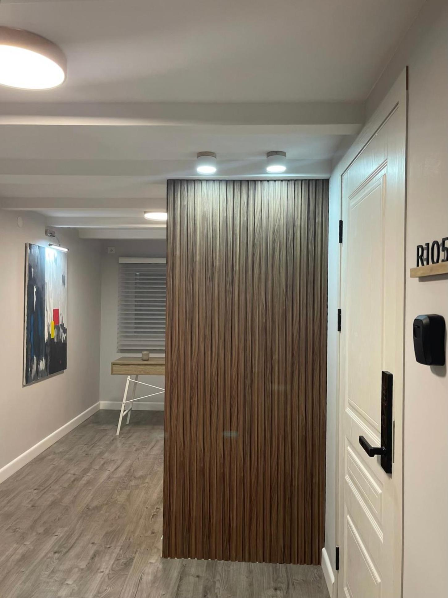 Express Inn Поті Екстер'єр фото
